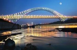 <em>世界</em>大跨徑拱橋—朝天門長江大橋