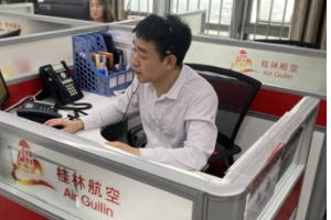 桂林航空客服團隊：航班延誤，愛和服務(wù)不延誤