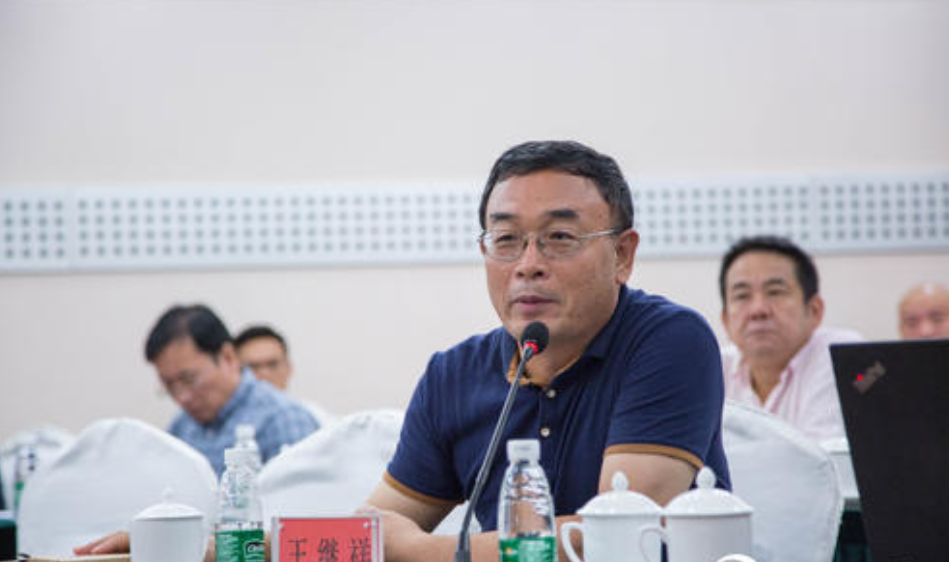 整合原有資源創(chuàng)辦華夏<em>物</em><em>聯(lián)網(wǎng)</em> 最早推進(jìn)<em>物</em><em>聯(lián)網(wǎng)</em>行業(yè)應(yīng)用<em>的</em>開(kāi)拓者之一：王繼祥
