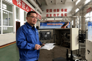 王斌俊：<em>從小</em>電工<em>到</em>大<em>工匠</em>的“機電神醫”