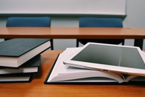課件：《心理健康與職業(yè)生涯—和諧交往 快樂生活》