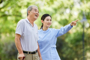 <em>課程標(biāo)準(zhǔn)</em>：<em>智慧</em><em>健康</em><em>養(yǎng)老</em><em>服務(wù)</em>于<em>管理</em><em>專業(yè)</em>《<em>養(yǎng)老</em>護(hù)理員》初級(jí)<em>課程標(biāo)準(zhǔn)</em>